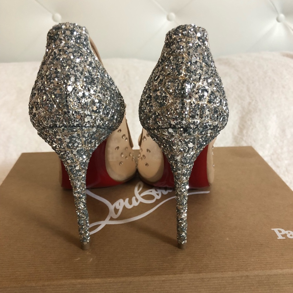 Shoes new!!! - Picture 2 of 3